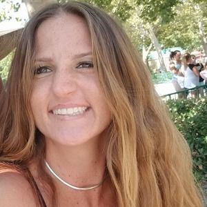 Meet your Posher, Alessandra